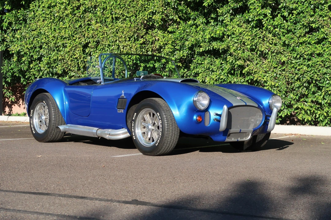 Shelby Cobra Replica - Image 16 of 31