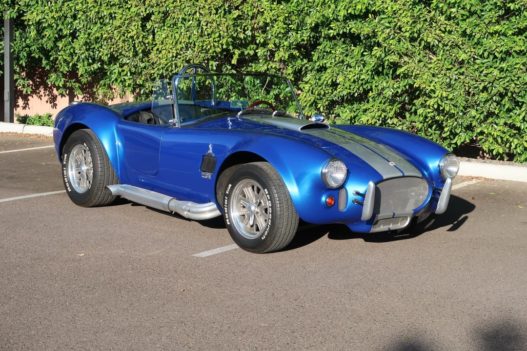 Shelby Cobra Replica - Image 17 of 31