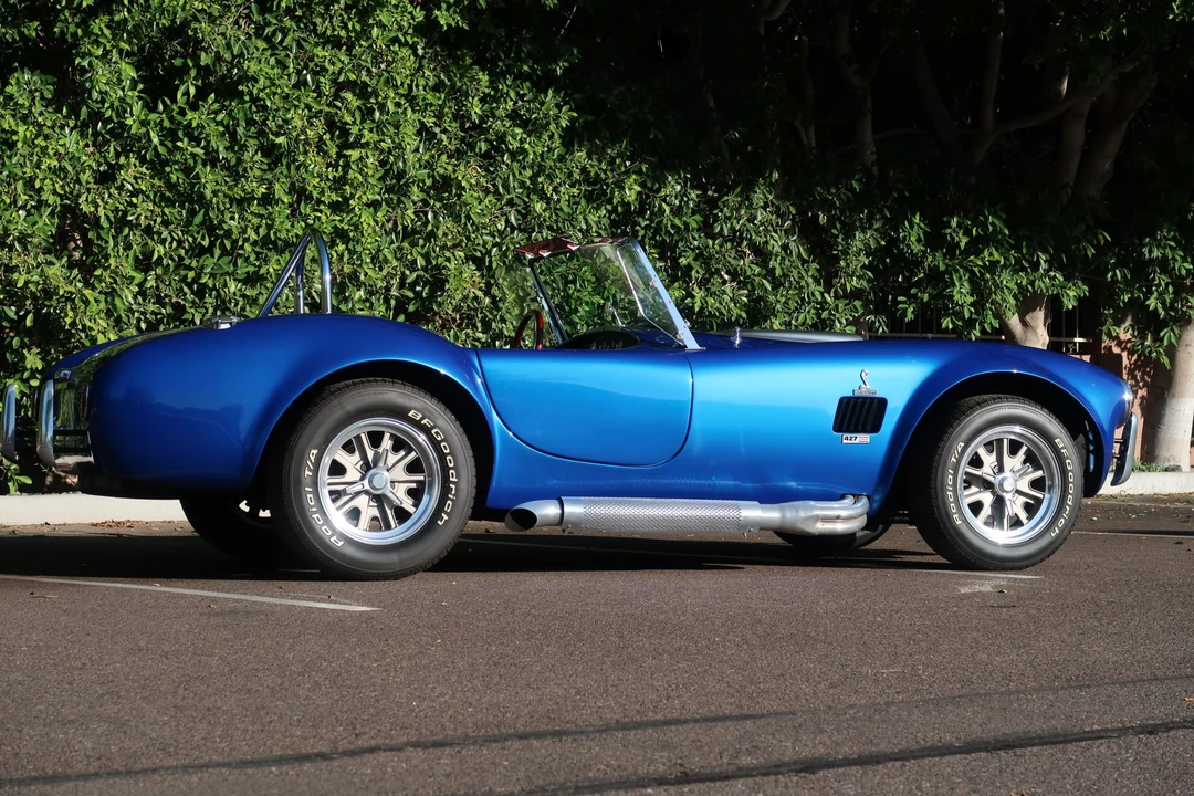 Shelby Cobra Replica - Image 13 of 31