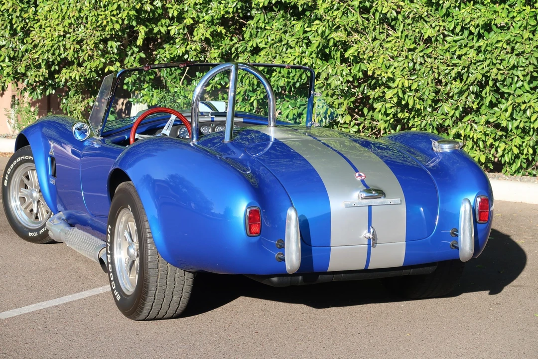 Shelby Cobra Replica - Image 10 of 31