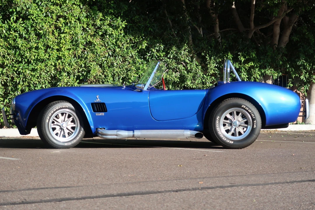 Shelby Cobra Replica - Image 5 of 31
