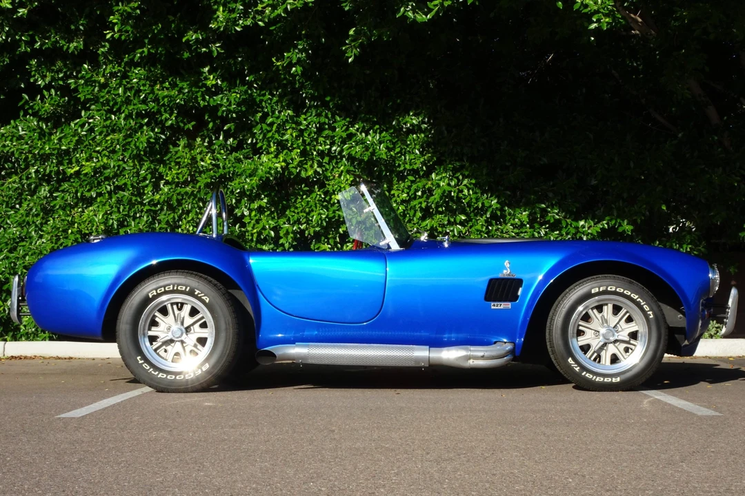 Shelby Cobra Replica - Image 15 of 31