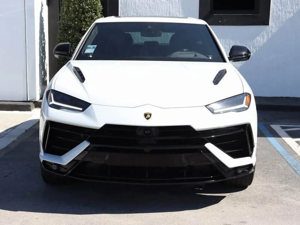 2024 Lamborghini Urus S - Image 2 of 7