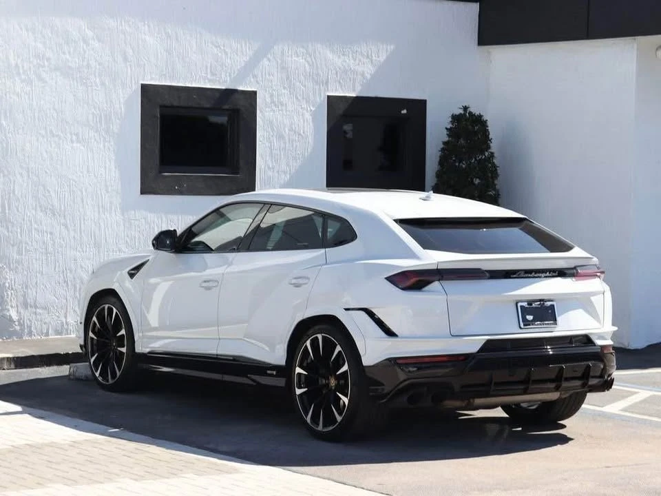 2024 Lamborghini Urus S - Image 3 of 7