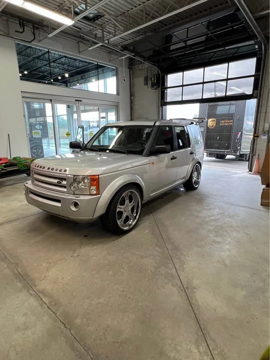 2005 Land Rover Discovery 3rd Gen - Image 2 of 5