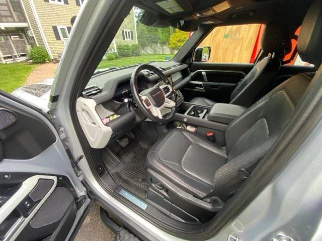 2024 Land Rover Defender L663 - Image 6 of 10