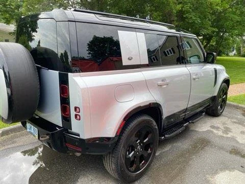 2024 Land Rover Defender L663 - Image 3 of 10