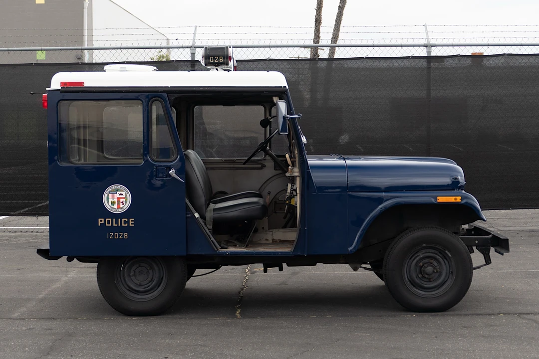 1970 Jeep - Image 4 of 31