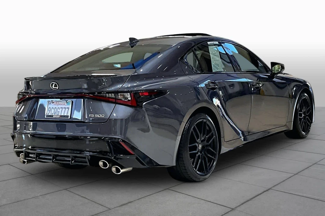 2023 Lexus IS 3rd Gen - Image 12 of 31