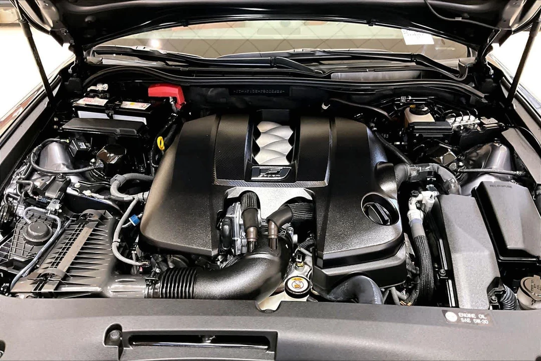 2023 Lexus IS 3rd Gen - Image 30 of 31