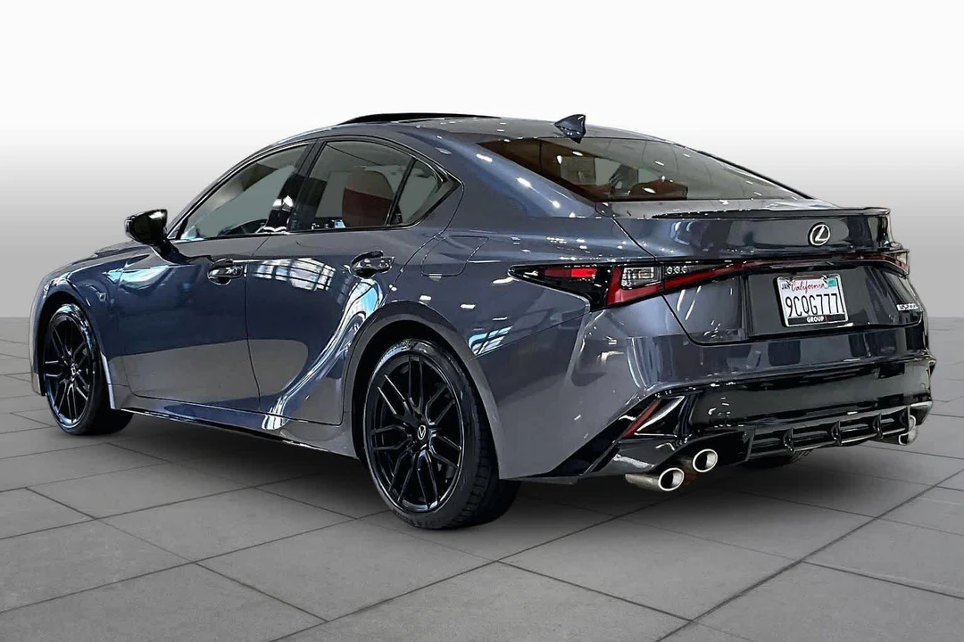 2023 Lexus IS 3rd Gen - Image 11 of 31