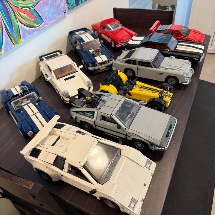 Parts & Memorabilia Scale Models - Image 3 of 5