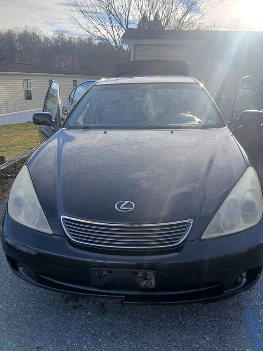 2005 Lexus ES 4th Gen - Image 3 of 8