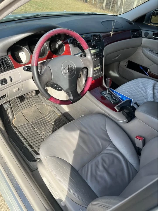 2004 Lexus ES 3rd Gen - Image 8 of 8