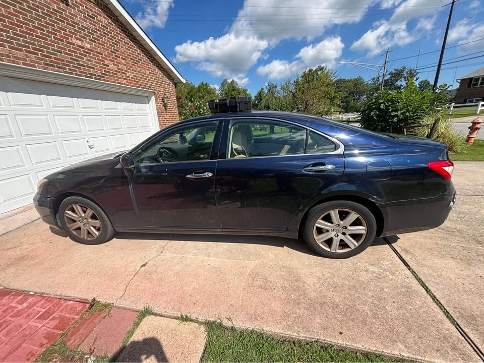 2011 Lexus ES 5th Gen - Image 7 of 7