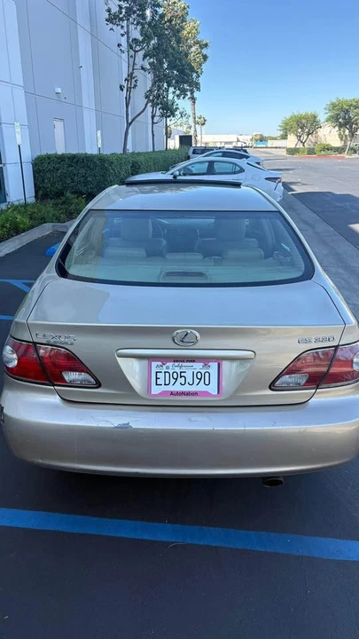 2004 Lexus ES 4th Gen - Image 5 of 7