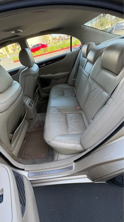 2004 Lexus ES 4th Gen - Image 7 of 10