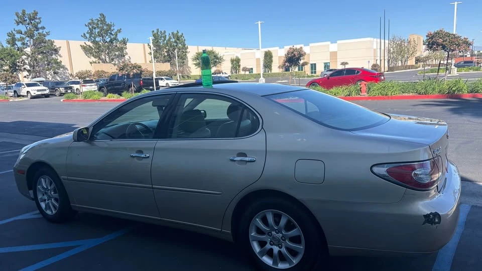 2004 Lexus ES 4th Gen - Image 5 of 10