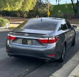 2013 Lexus ES 6th Gen - Image 2 of 17