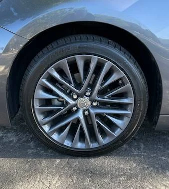2013 Lexus ES 6th Gen - Image 15 of 17