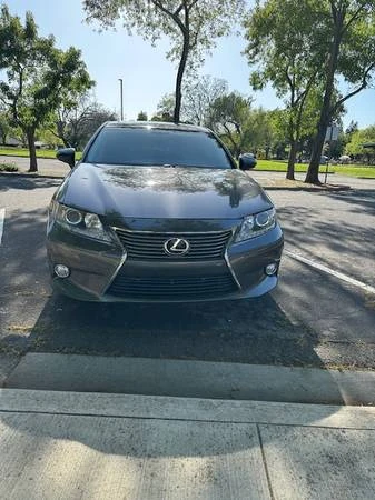 2013 Lexus ES 6th Gen - Image 3 of 17