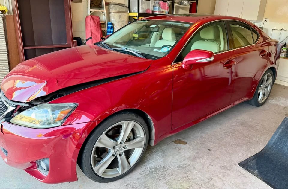Lexus IS - Image 3 of 10