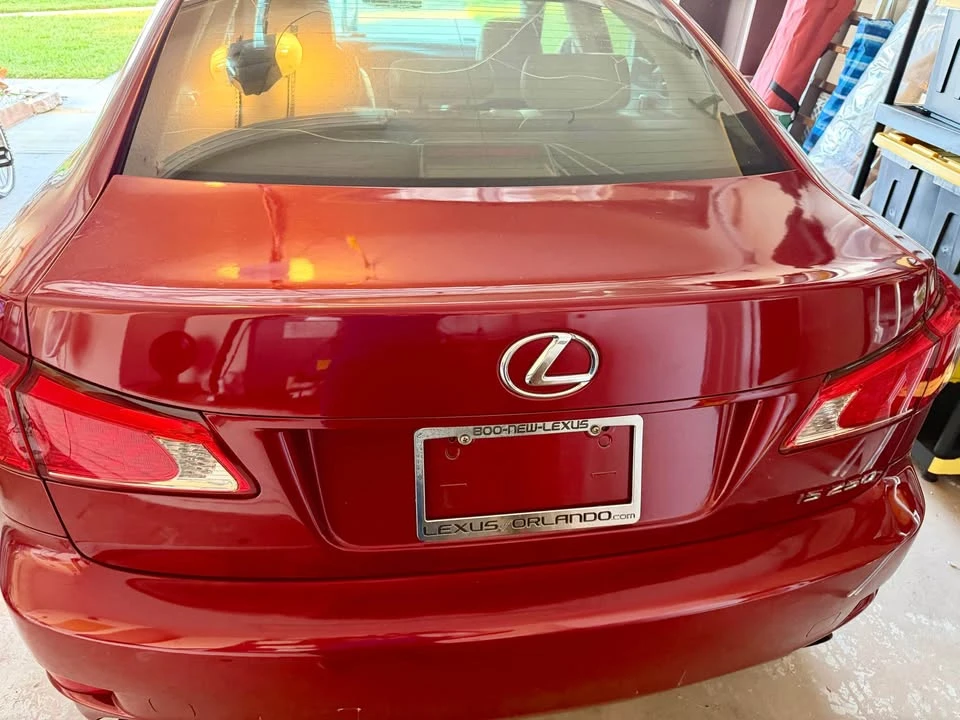 Lexus IS - Image 4 of 10