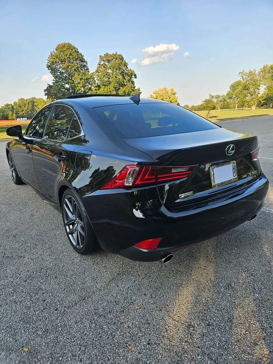 2016 Lexus IS 3rd Gen - Image 6 of 9