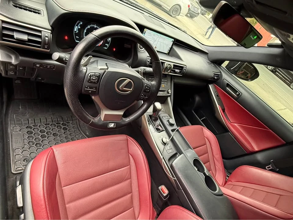 2020 Lexus IS 3rd Gen - Image 8 of 10
