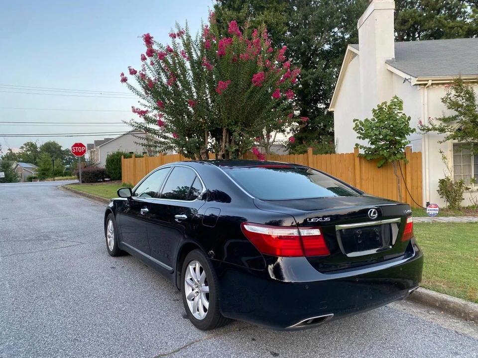 2007 Lexus LS 4th Gen - Image 5 of 13