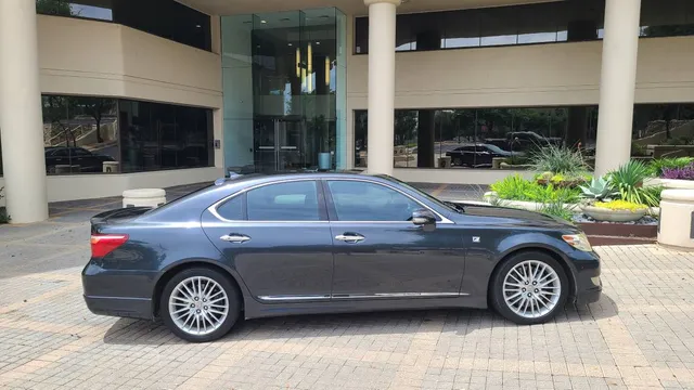 2011 Lexus LS 4th Gen - Image 4 of 9