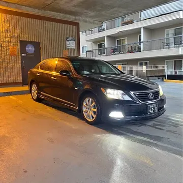 2007 Lexus LS 600h