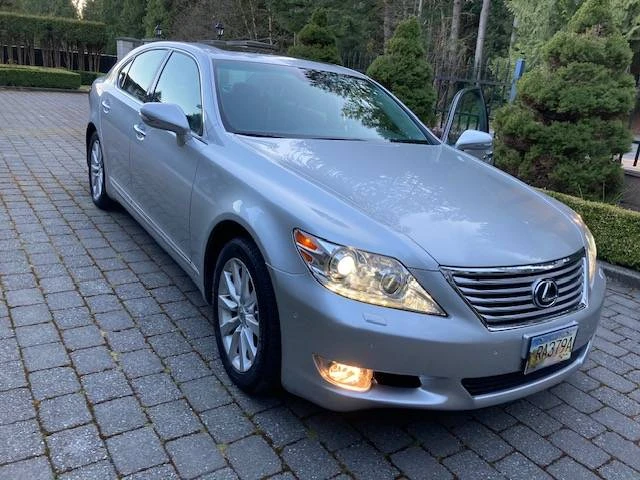2010 Lexus LS 4th Gen - Image 11 of 12