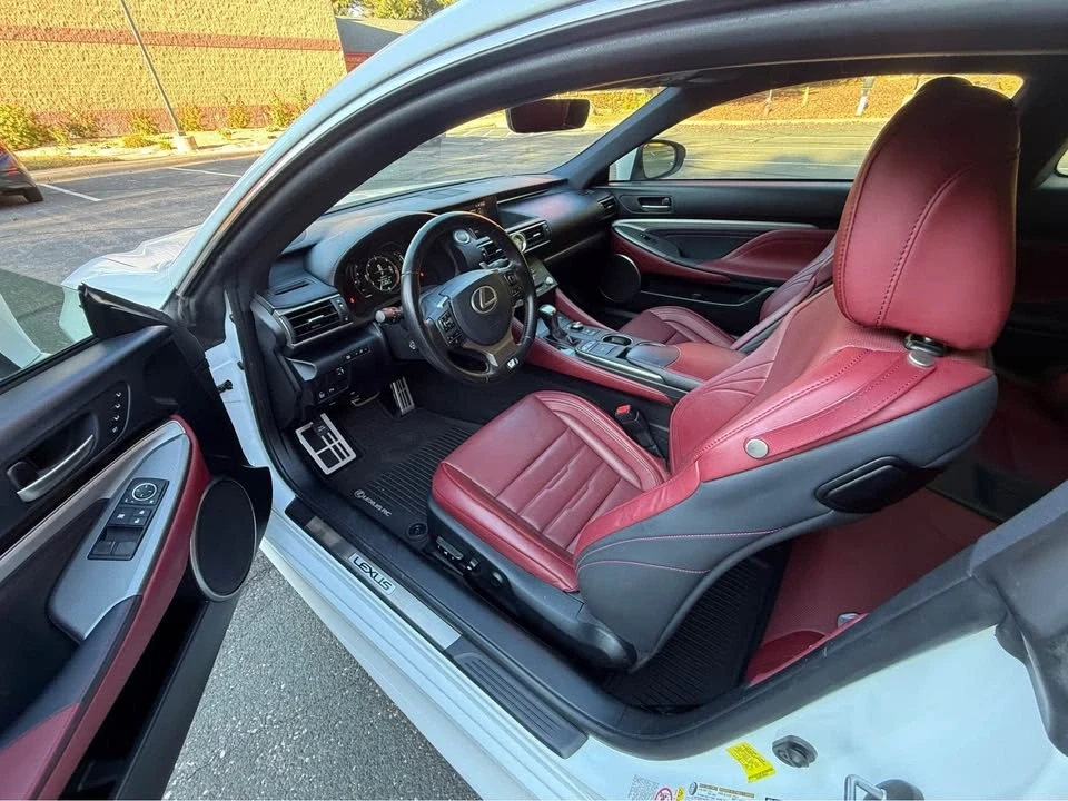 2015 Lexus RC - Image 7 of 9