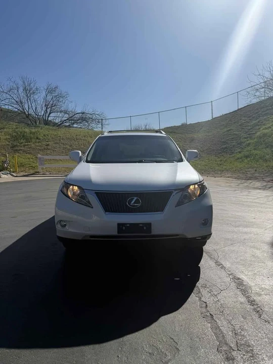 2011 Lexus RX 3rd Gen - Image 4 of 10