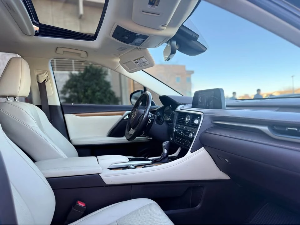 2020 Lexus RX 4th Gen - Image 4 of 9