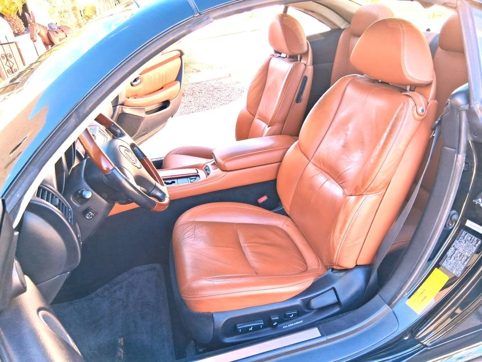 2004 Lexus SC430 - Image 4 of 12