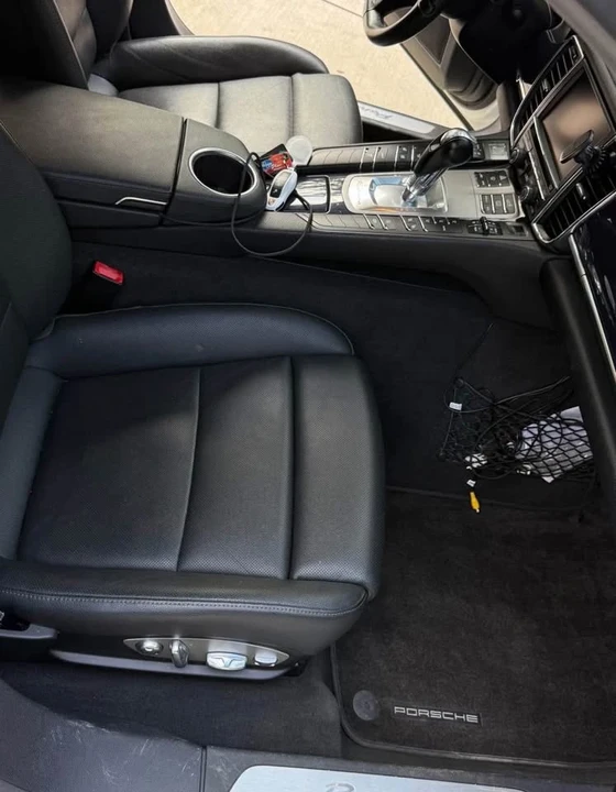 2014 Porsche Panamera - Image 6 of 8