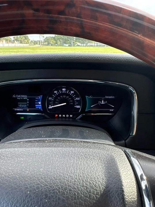 2016 Lincoln Navigator 3rd Gen - Image 10 of 10
