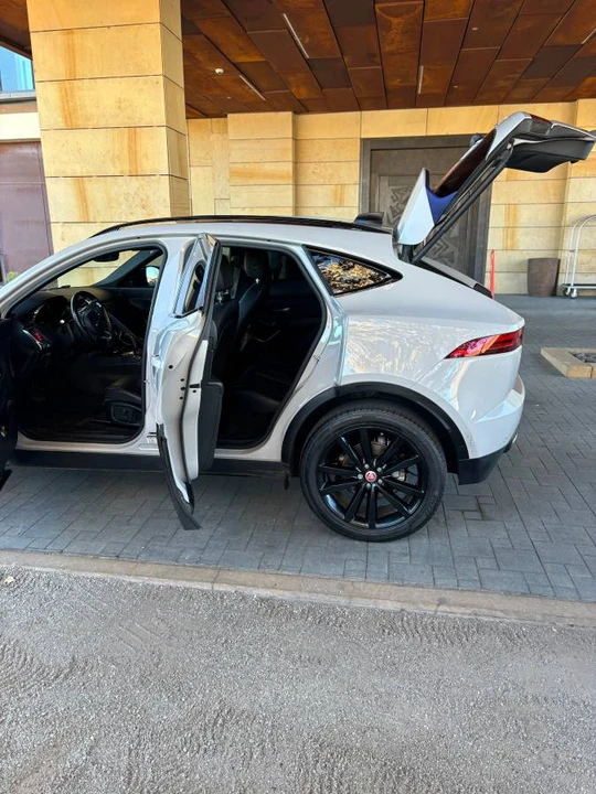 2020 Jaguar E-Pace - Image 10 of 10