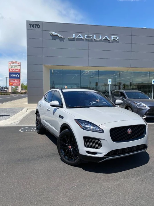 2020 Jaguar E-Pace - Image 4 of 10