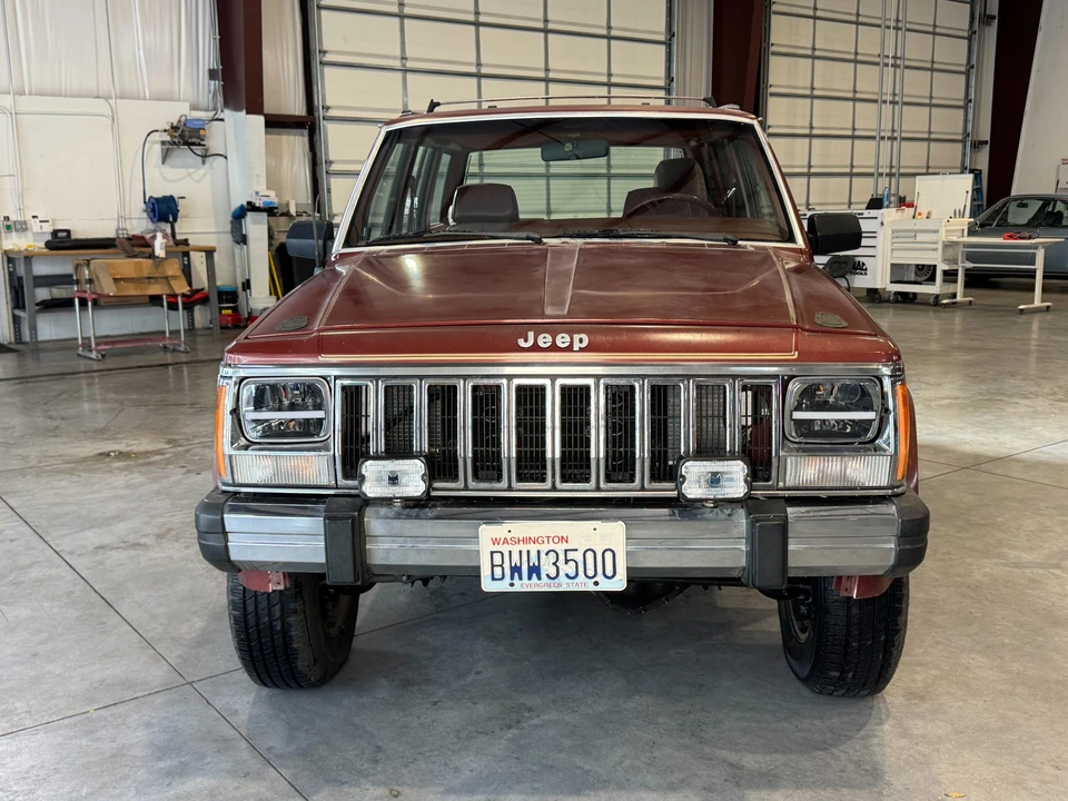 1985 Jeep XJ Cherokee - Image 15 of 31