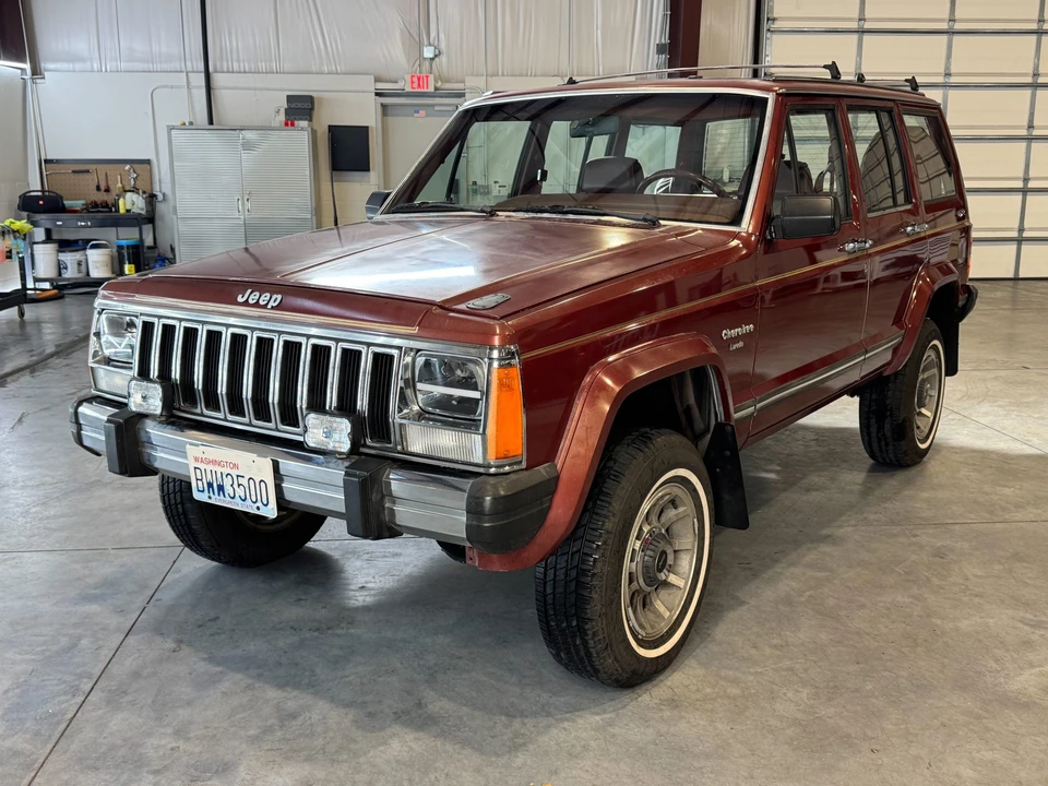 1985 Jeep XJ Cherokee - Image 2 of 31