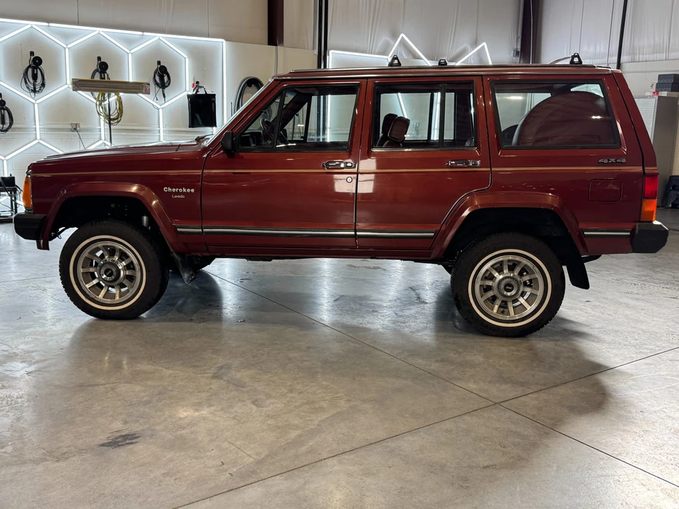 1985 Jeep XJ Cherokee - Image 4 of 31