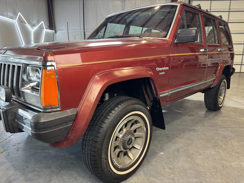 1985 Jeep XJ Cherokee - Image 20 of 31