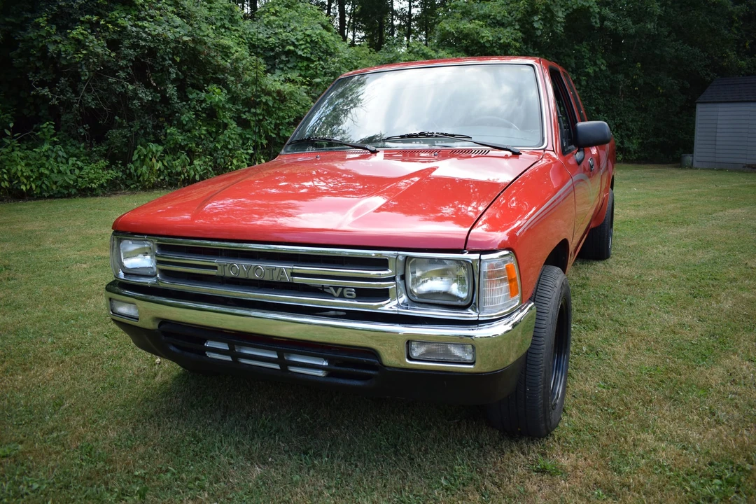 1989 Toyota Hilux 5th Gen - Image 7 of 31