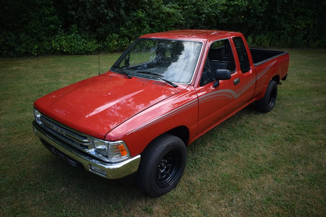 1989 Toyota Hilux 5th Gen - Image 5 of 31