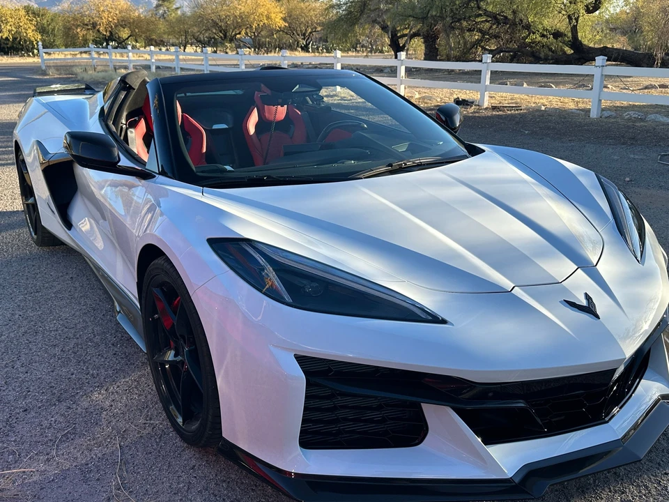 2025 Chevrolet Corvette C8 E-Ray - Image 1 of 6