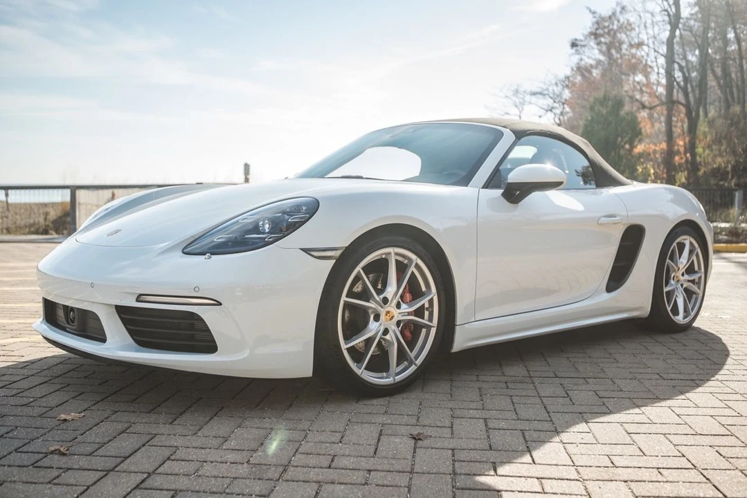 2021 Porsche 718 Boxster S - Image 8 of 14