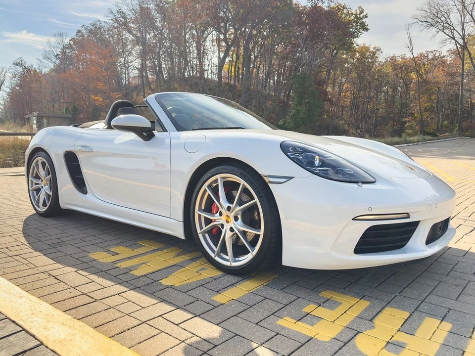 2021 Porsche 718 Boxster S - Image 7 of 14